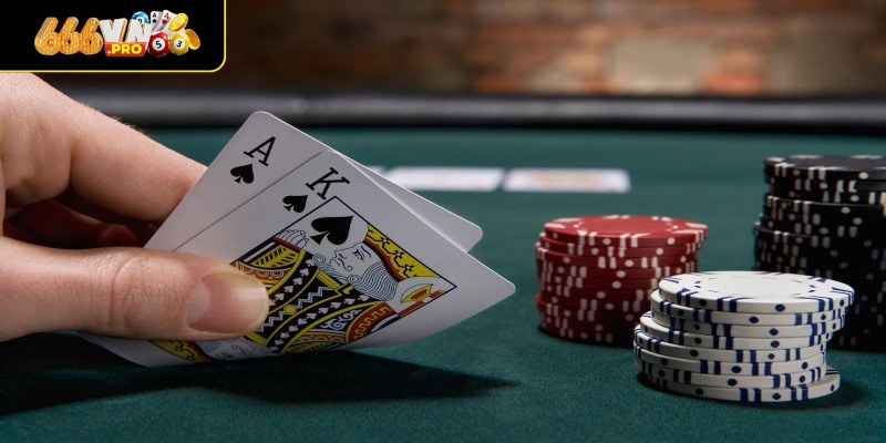 Poker Là Gì? Bí Quyết Thắng Lớn Từ Tay Chơi Chuyên Nghiệp Hướng dẫn chia bài trong game